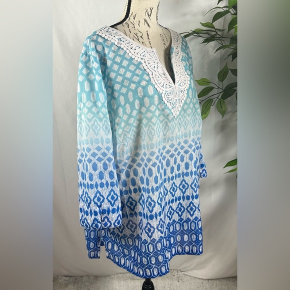 Alfred Dunner Blue and White Women's Blouse 💎 - Picture 7 of 11